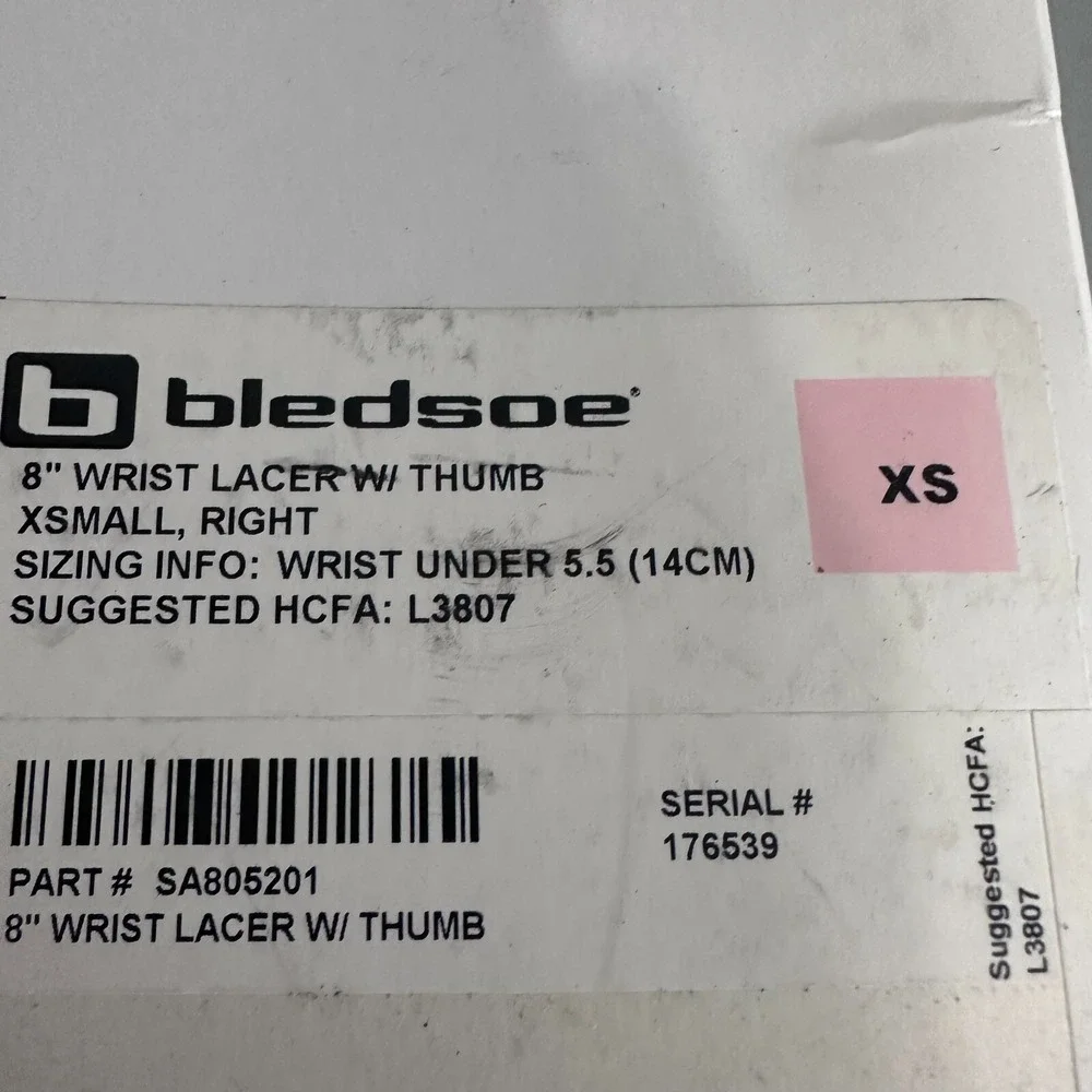 Bledsoe 8 Inch Wrist Lacer with Thumb‎ Spica Right Hand XS SA805201 L3807